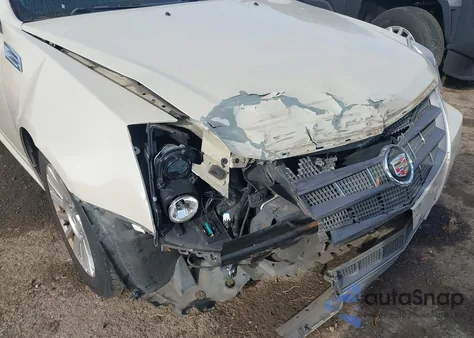 2010 Cadillac Cts Luxury z USA, uszkodzony, nr VIN 1G6DE5EG3A0123902